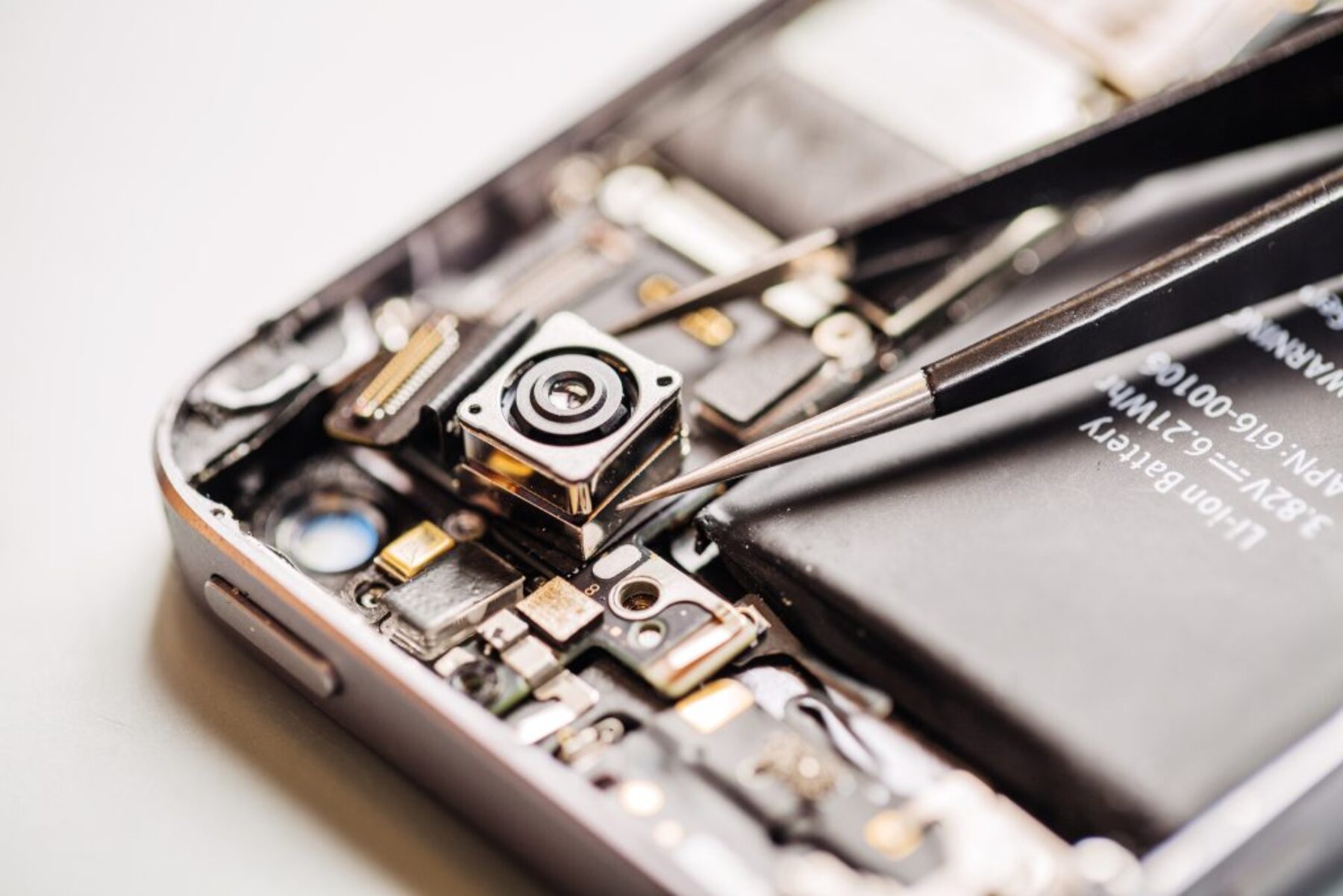 Apple виступає проти законопроєкту в Орегоні