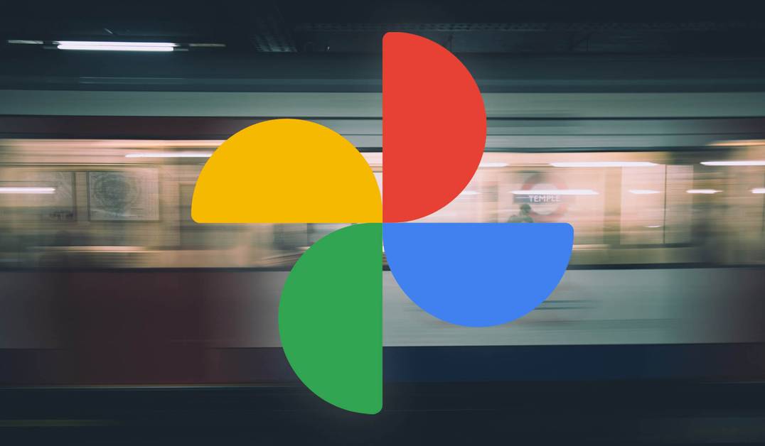 Логотип Google Photo на фоні метро