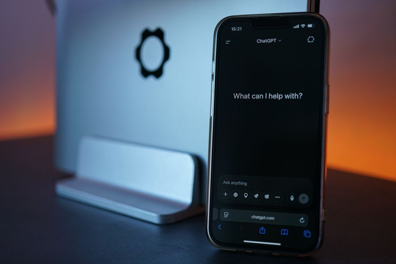 OpenAI випустила GPT-6 Sol та Luna за нижчою ціною
